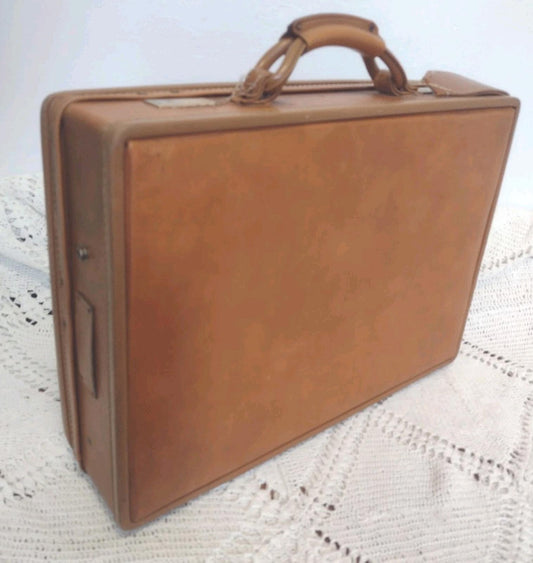 1940s Hartmann Leather Suitcase 18.5x13.5x5 Paisley Lined Organizer Case