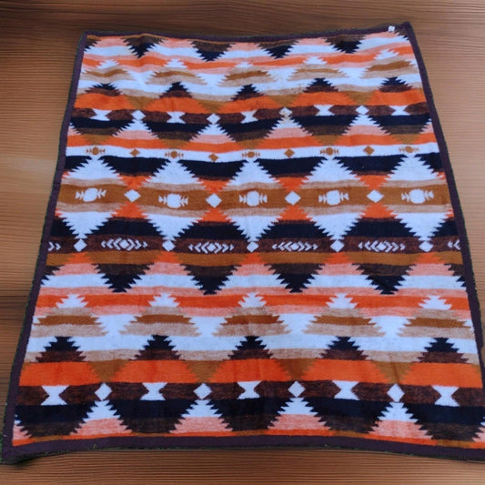 VTG 70s Beacon Blanket WPL 1675 Fuzzy Acrilan Alpaca Look USA 62x74 Washable