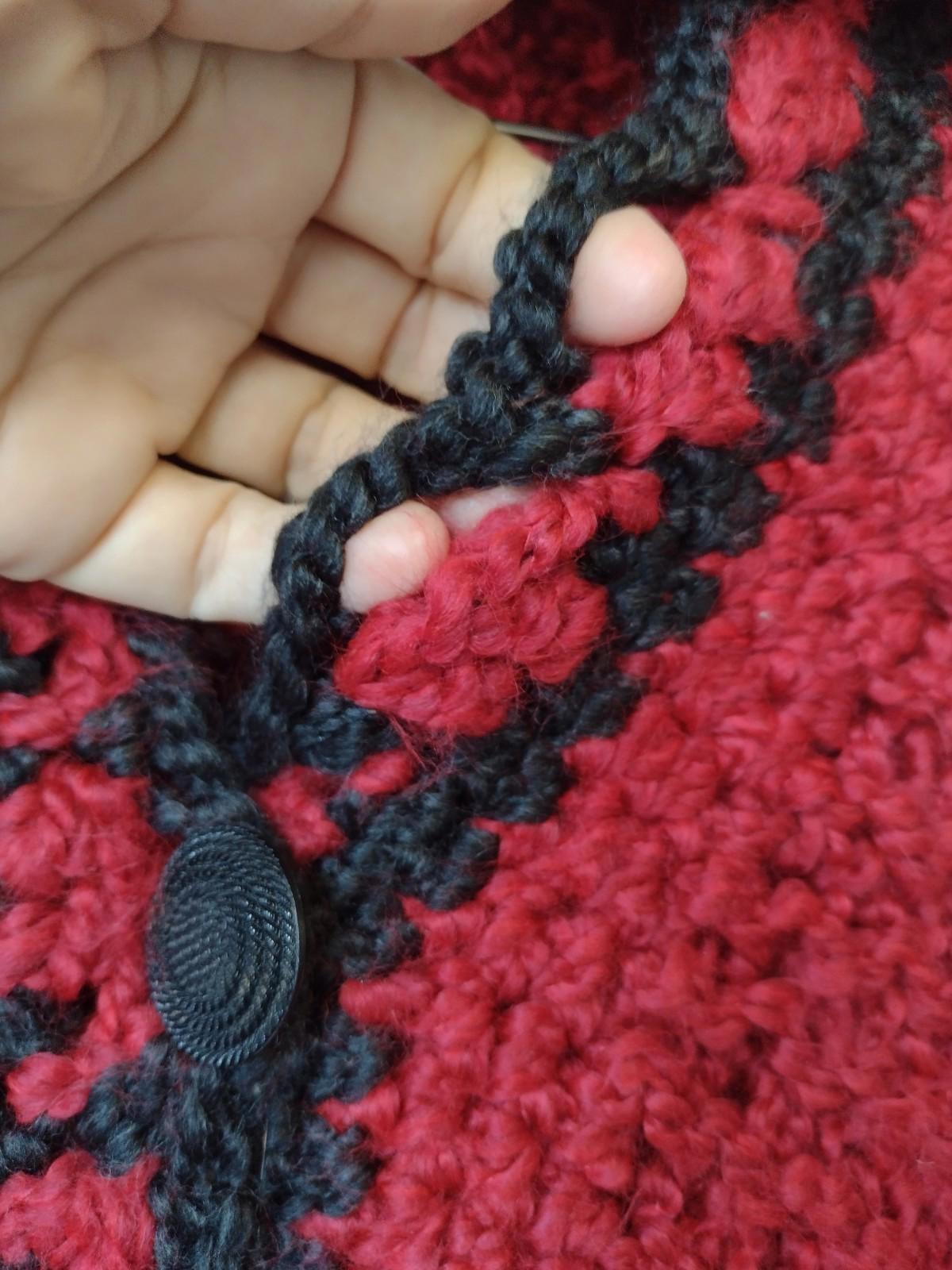 Vintage Handmade Red Black Crochet Wrap & Hat Set Fuzzy Acrylic Fringe