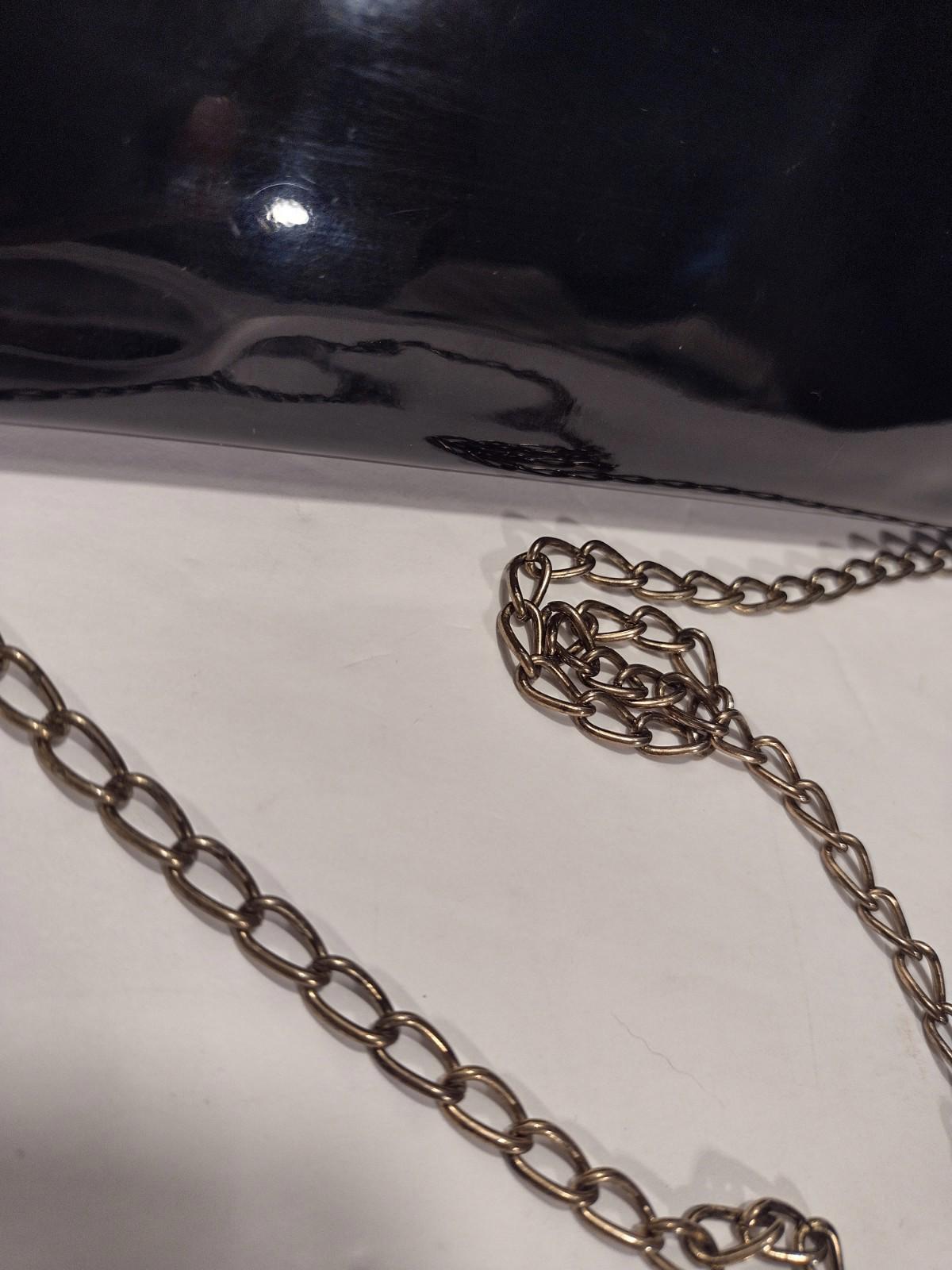 Vintage 1970s Black Patent Clutch Purse Gold Bar Accent Tuck‑In Chain Bag