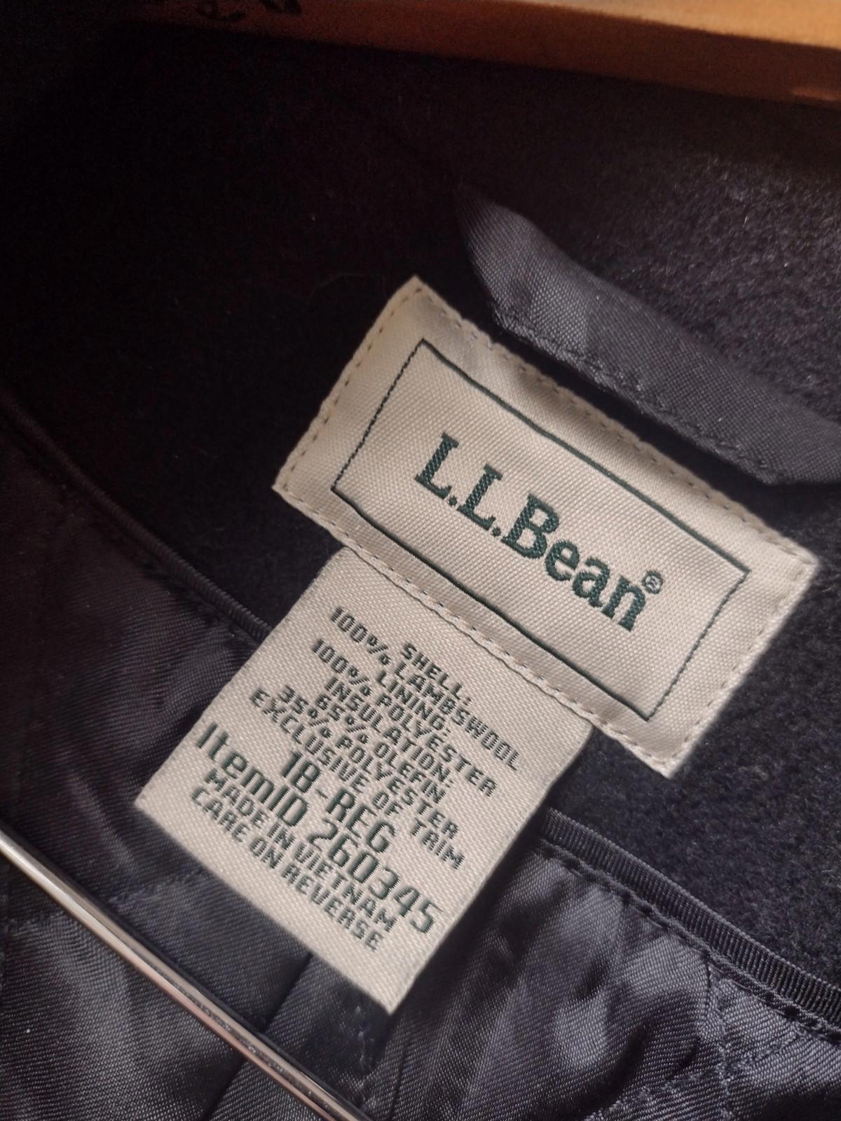 LL Bean Lambswool Thinsulate Peacoat Black Women’s 18 Reg Quilted Lined Warm