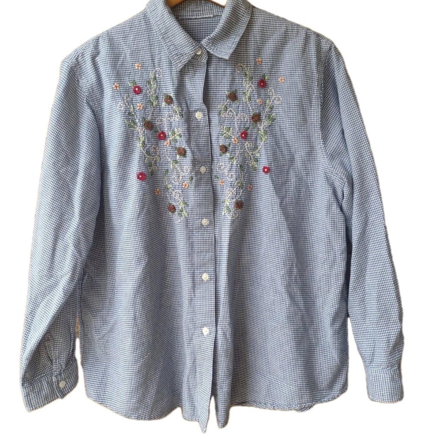 Victoria Jones Vintage Woman’s 100% Cotton Floral Blue Gingham Button Up Shirt L
