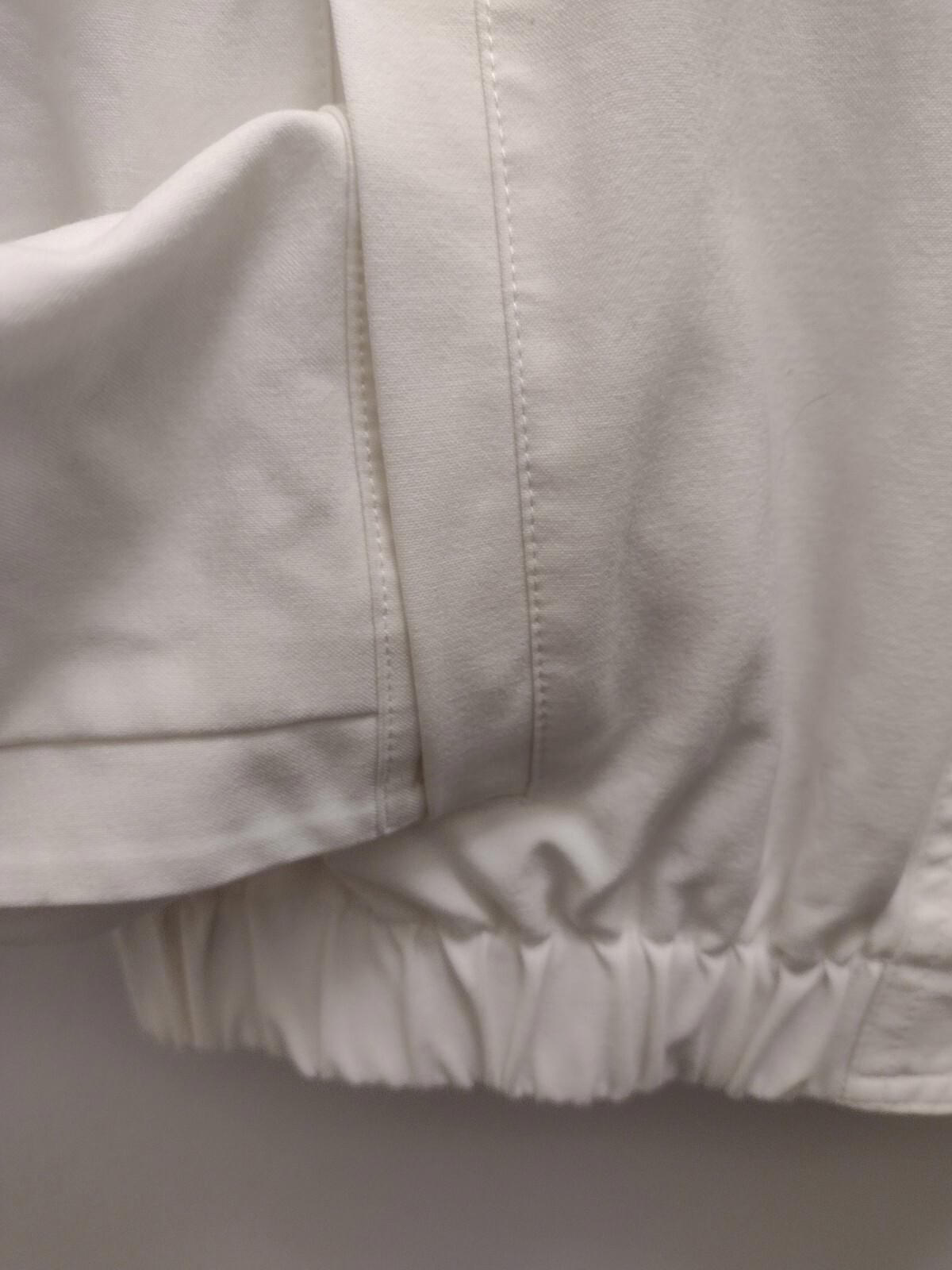 W by worth White Snap Up Jacket With Elastic Waist Size Petite
