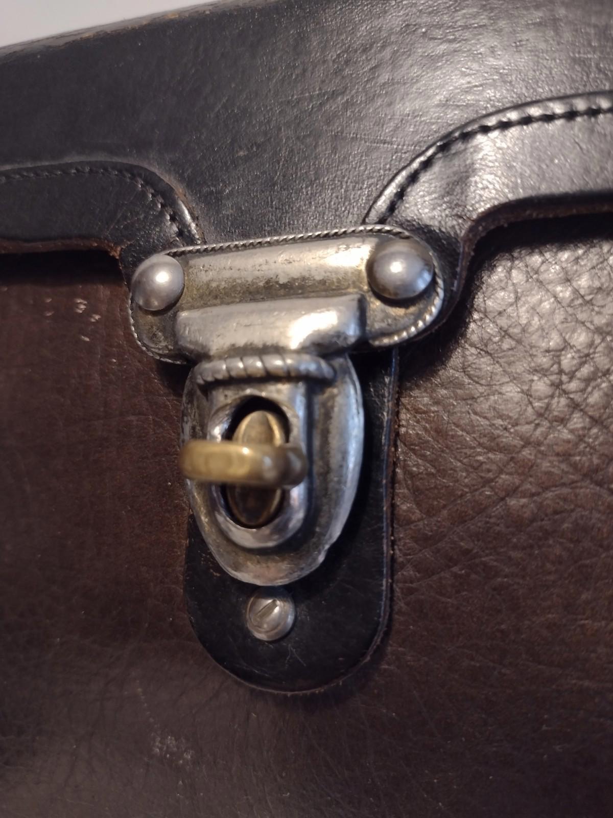 Vintage Zenith Handmade Leather Clutch Canada 1960s Mod Turn Lock Purse