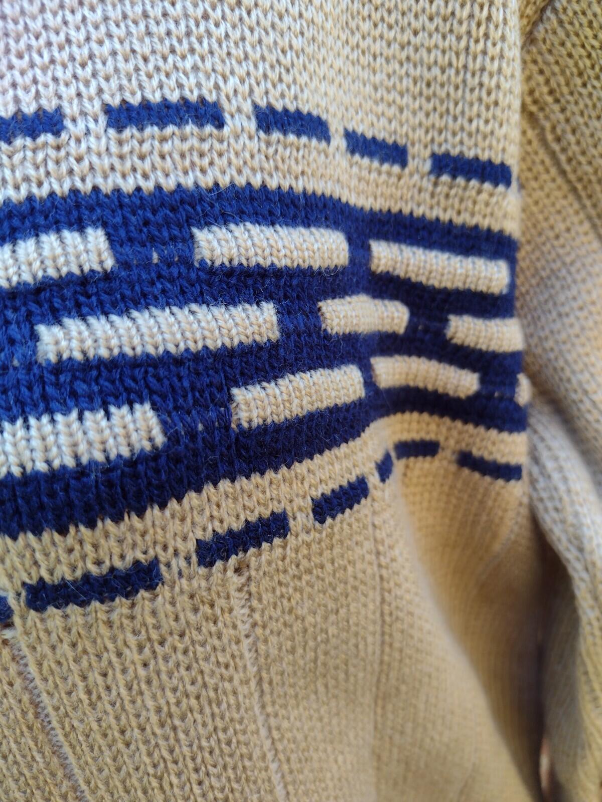 Vintage Tan Navy Turtleneck Sweater Acrylic Blend Ribbed Knit Women M/LSki