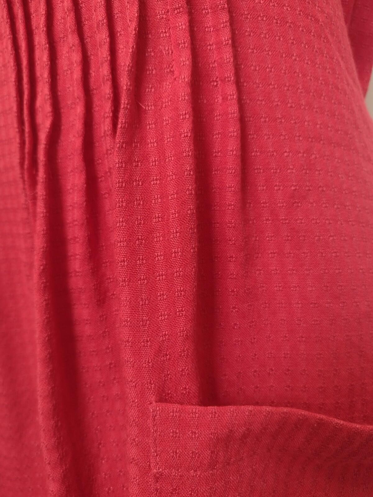 Melissa Harper Red Textured Sleeveless Dress Size 10 Button Back Pockets
