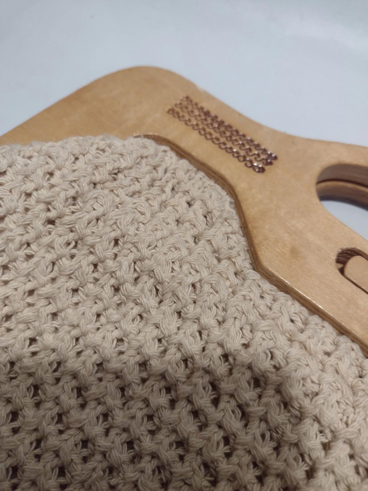 Vintage 60s Crochet Handbag Wood Handle Turn Lock Made in Hong Kong Boho