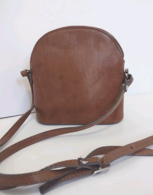 Vintage Euro Budapest Leather Crossbody Bag Cognac Dome Purse Minimalist Boho