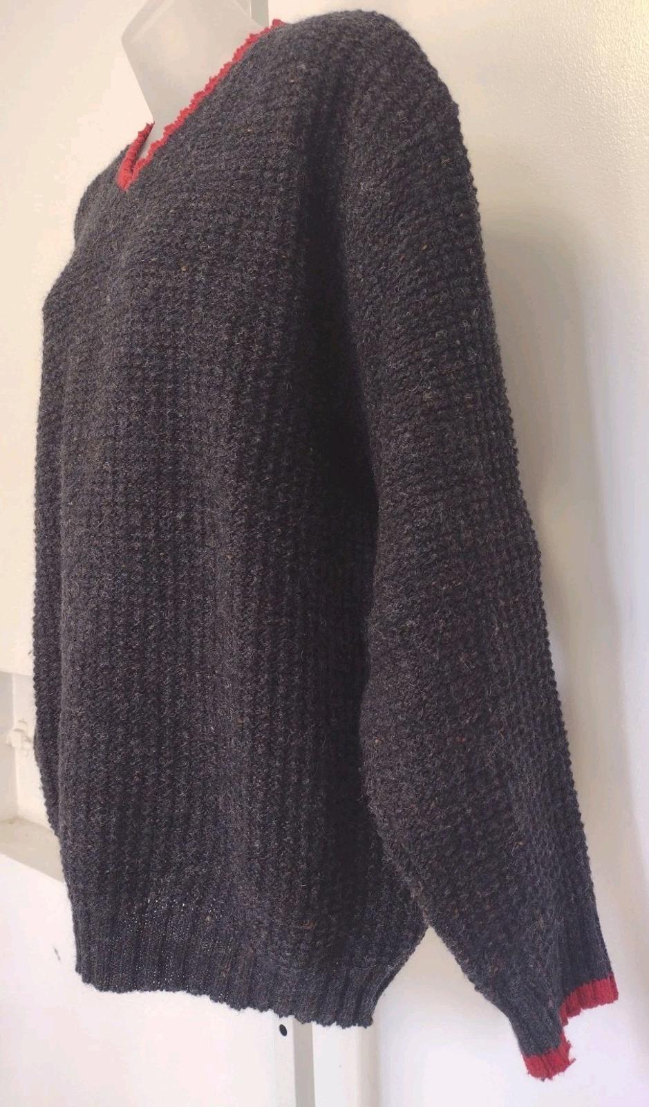 Madison Dry Goods Wool Blend Waffle Knit Sweater L USA Charcoal Red Trim