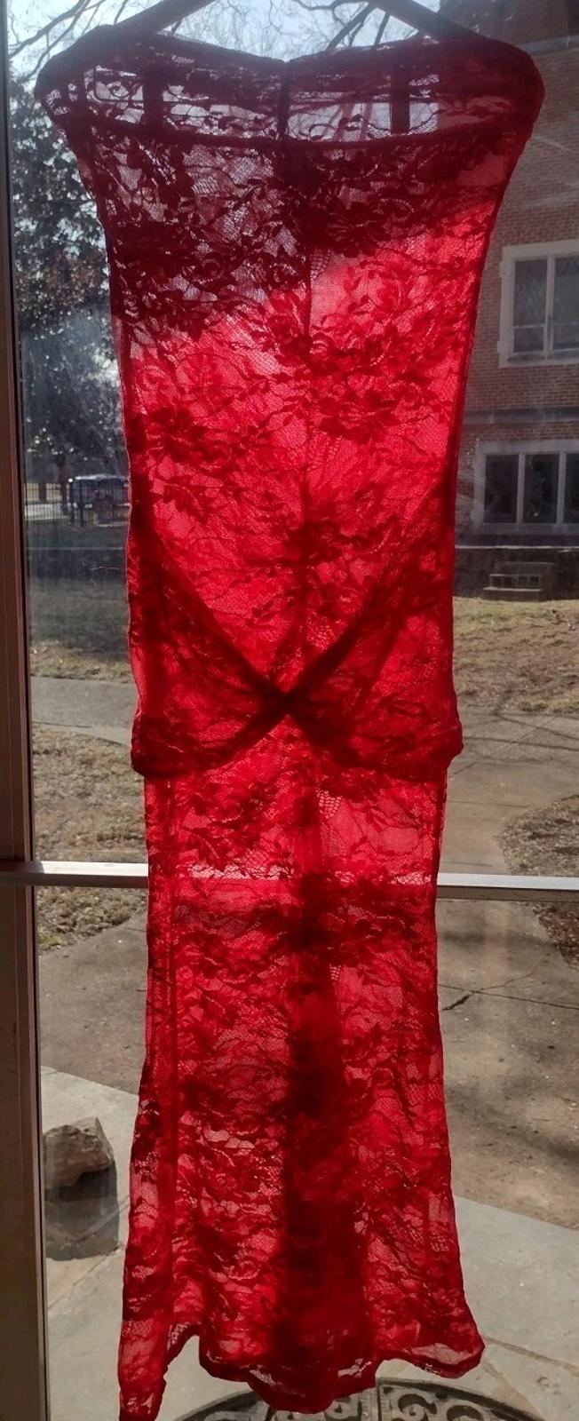 Red Stretch Lace Maxi Mermaid Dress Sheer Rear Shaping Sz L