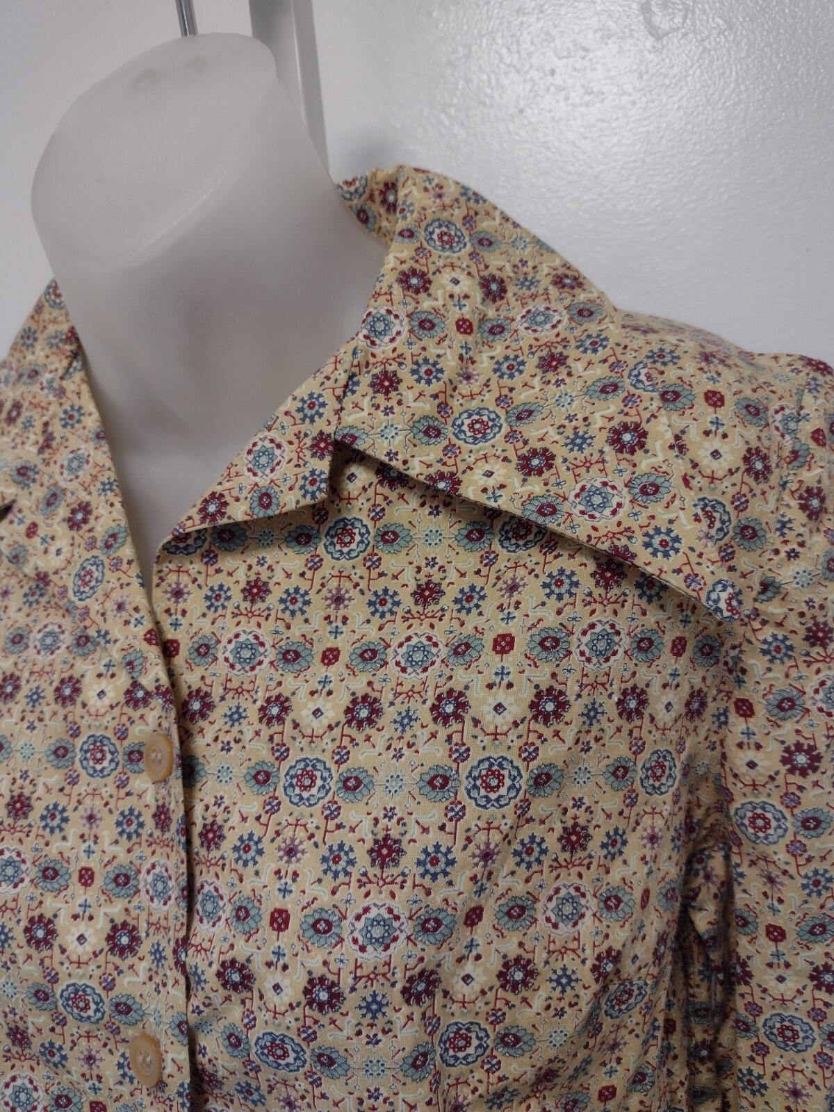 VTG 70s Handmade Calico Floral Pearlized Button Blouse M